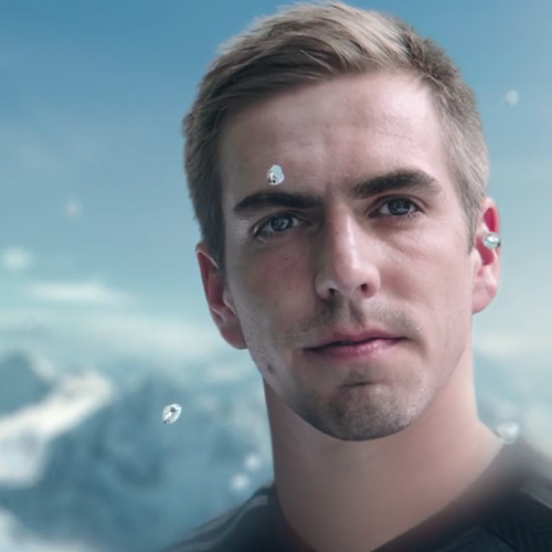 Adelholzener “Be water”